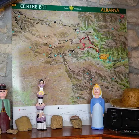 La Rectoria D'albanya אכסניה *