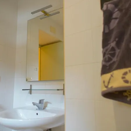 La Rectoria D'albanya * Albanya