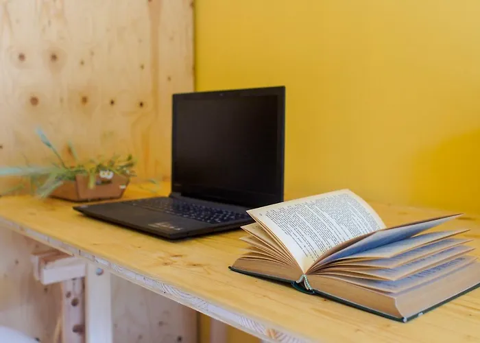 La Rectoria D'albanya Hostel *