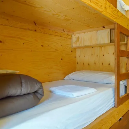 La Rectoria D'albanya Hostal Albanya