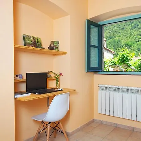 La Rectoria D'albanya Hostel